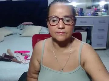 pervert_mommy_x live stage