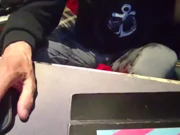 peter_on_kik live stage