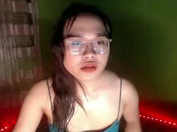queenoflove_adriana live stage