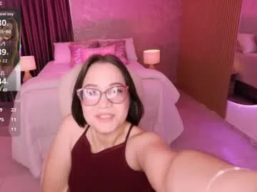 rachel_williamss live stage