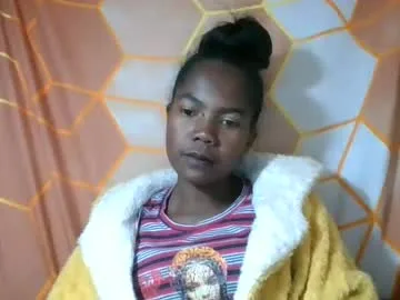 ravavisoaolivia live stage