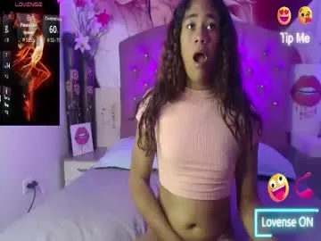 renata_valentina live stage