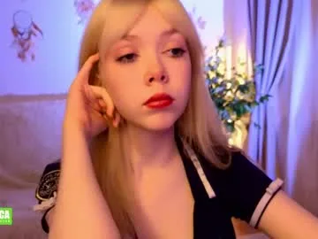 rochelle_dolly live stage