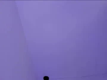 roxie_summers live stage