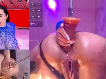 roxylicious_ live stage