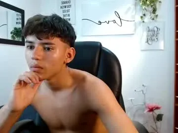 ryan_grayx live stage