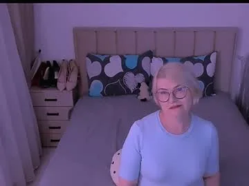 sabrinamacmarren live stage