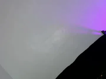sassy_tiffanie live stage