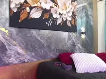 scarletstar616 live stage