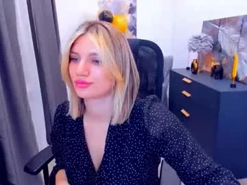 selenaemoore live stage