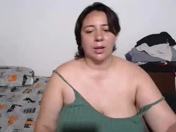 sexy_ticki live stage