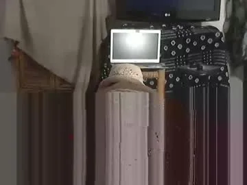 sissyenjoydeeptoy live stage