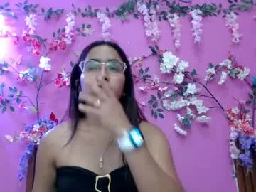 skinnysofia18 live stage