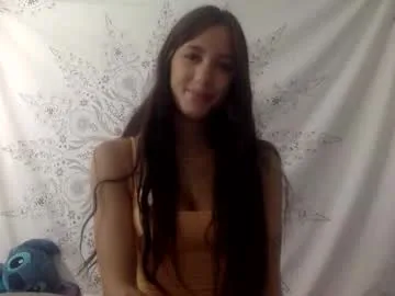 sloaneharperxo live stage