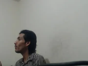 snackontime19 live cam preview
