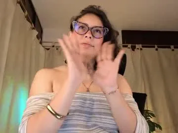 sophiadumont live stage
