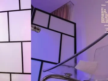 sophie_baley live stage