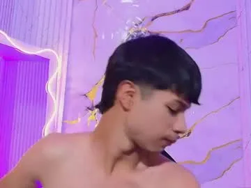 spark_tay live stage