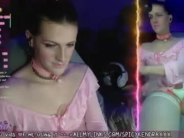 spicykendra live stage