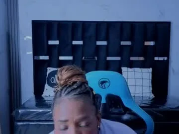 suemmy_a live stage