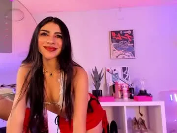 sweet_alexaa_ live stage