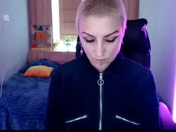 sweet_n_strong live stage
