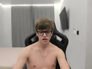 thomas_shelbivip live stage