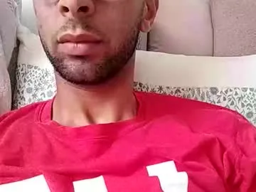 tunisiensexyguy live stage