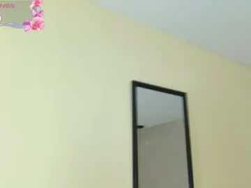 tutu_milf live stage