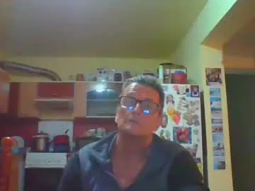 ulmeni4 live stage