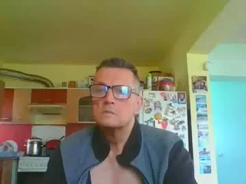 ulmeni7 live stage