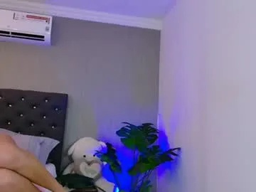 val_w live stage