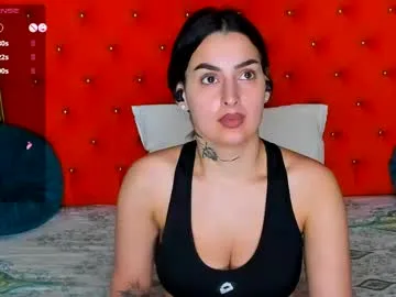 valleriejonnes live stage