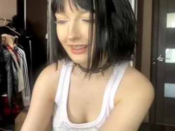 virusdoll live stage