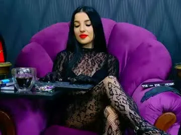 vivianreeve live stage