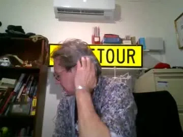 Photo of whiteboomer