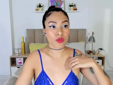 zoe_gruber live stage