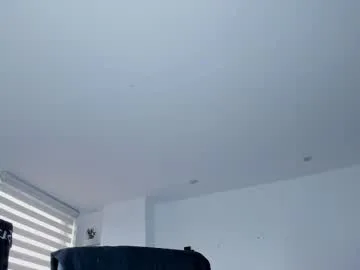 zombieeporcelainex live stage